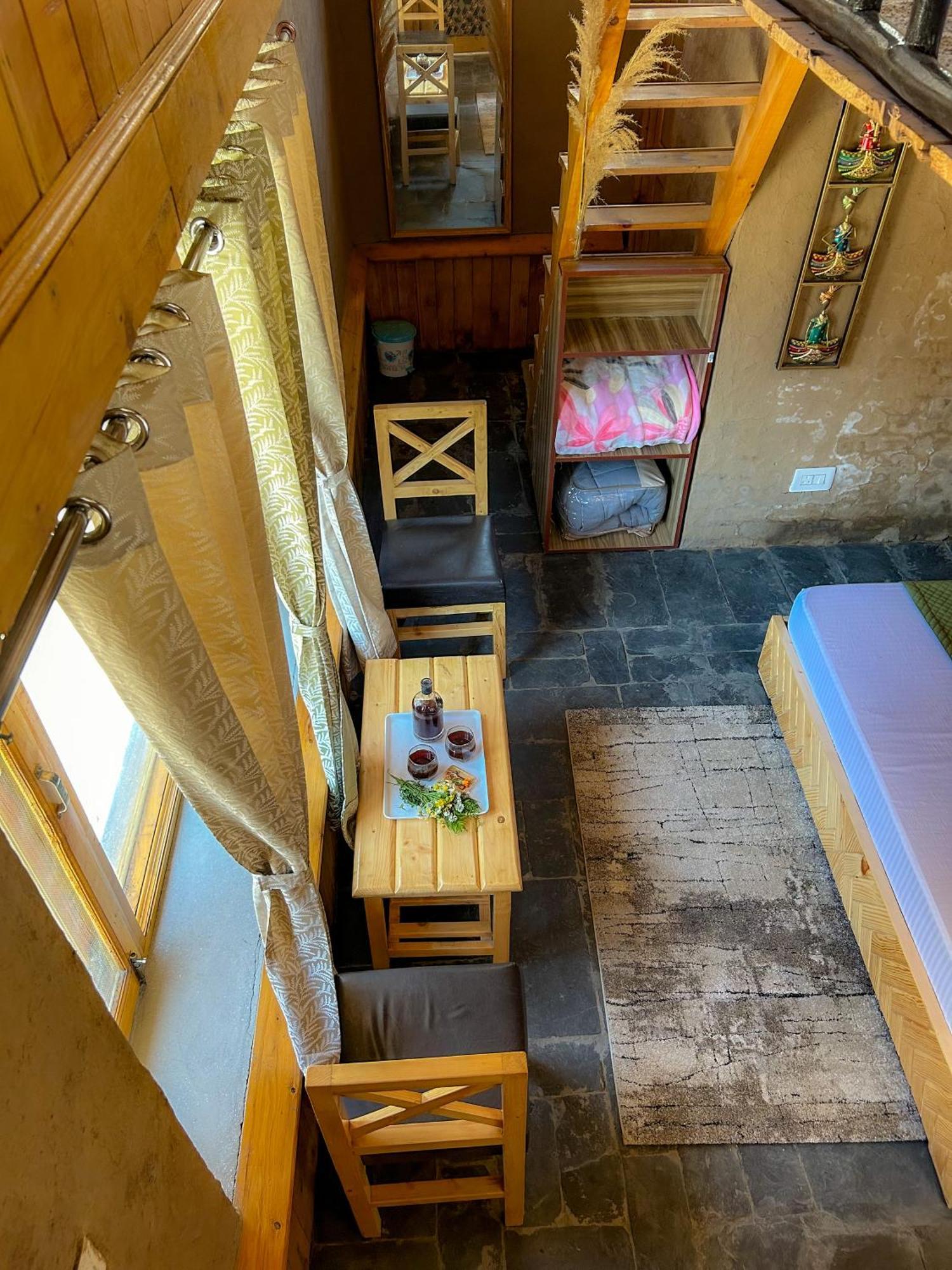 Sainj Riverside Cottages エクステリア 写真