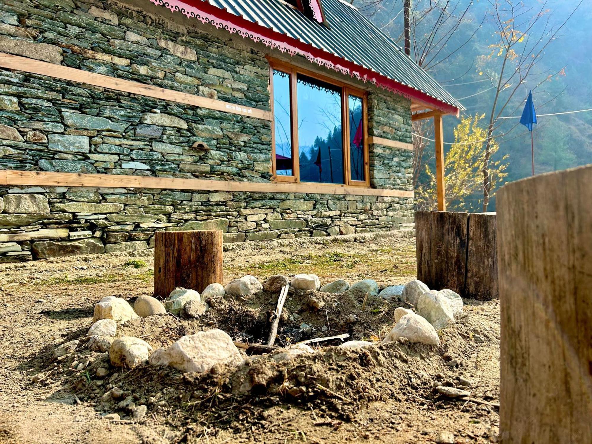 Sainj Riverside Cottages エクステリア 写真
